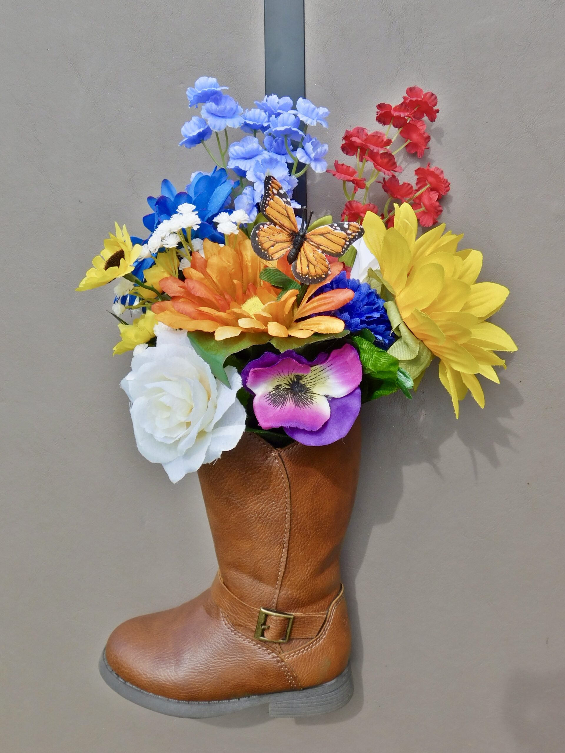 Floral Cowboy Boot Décor