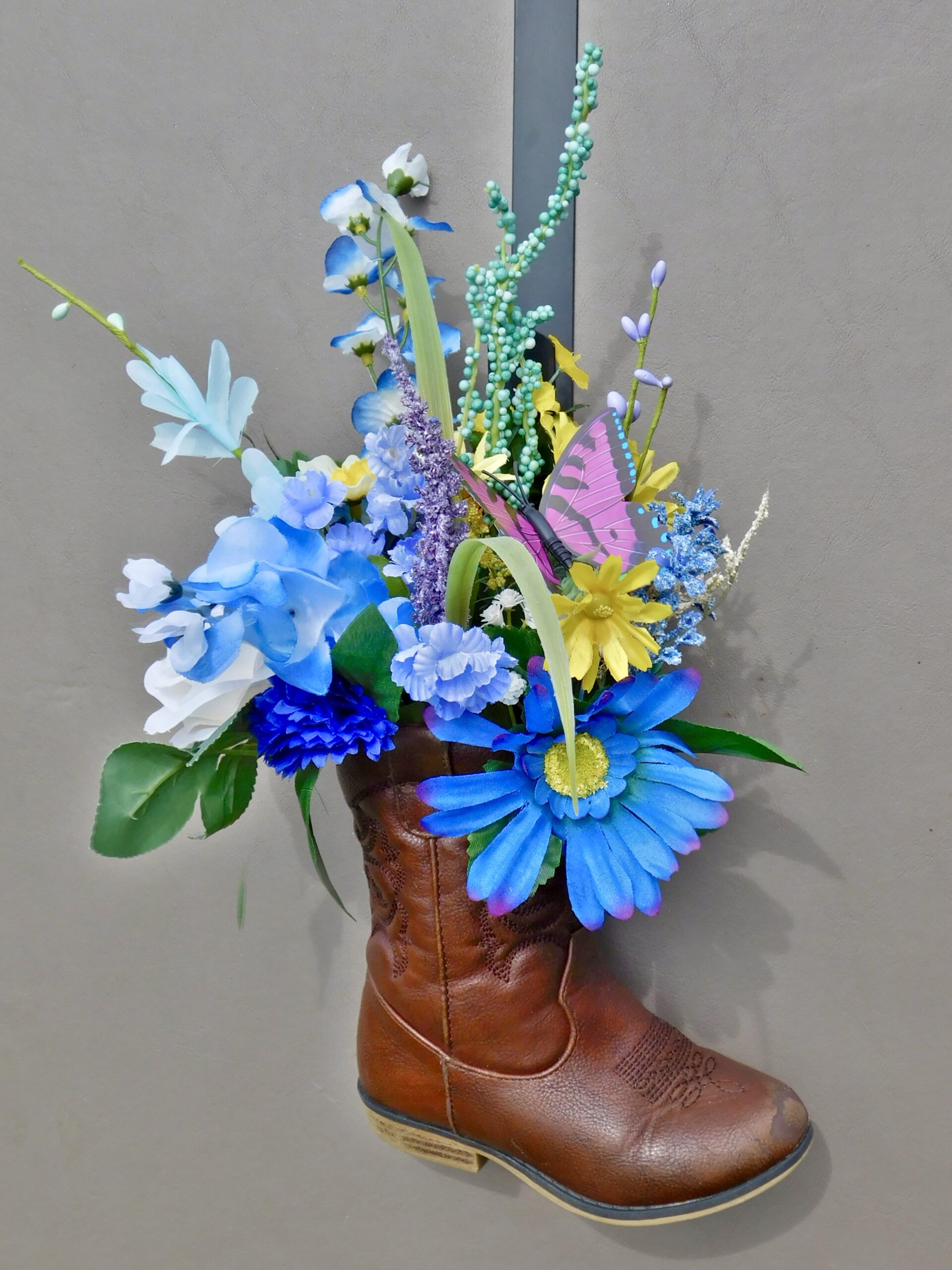 Floral Cowboy Boot Décor