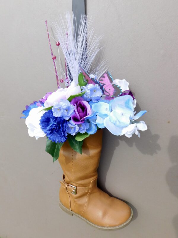 Floral Cowboy Boot Décor