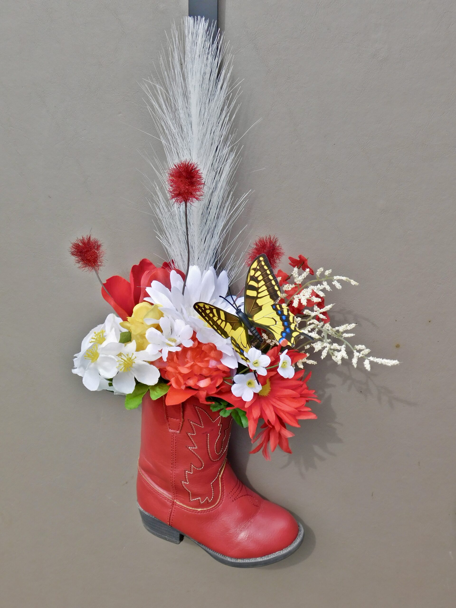 Floral Cowboy Boot Décor