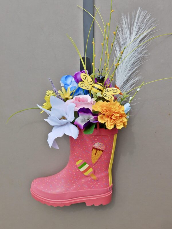Floral Rainboot Door Décor