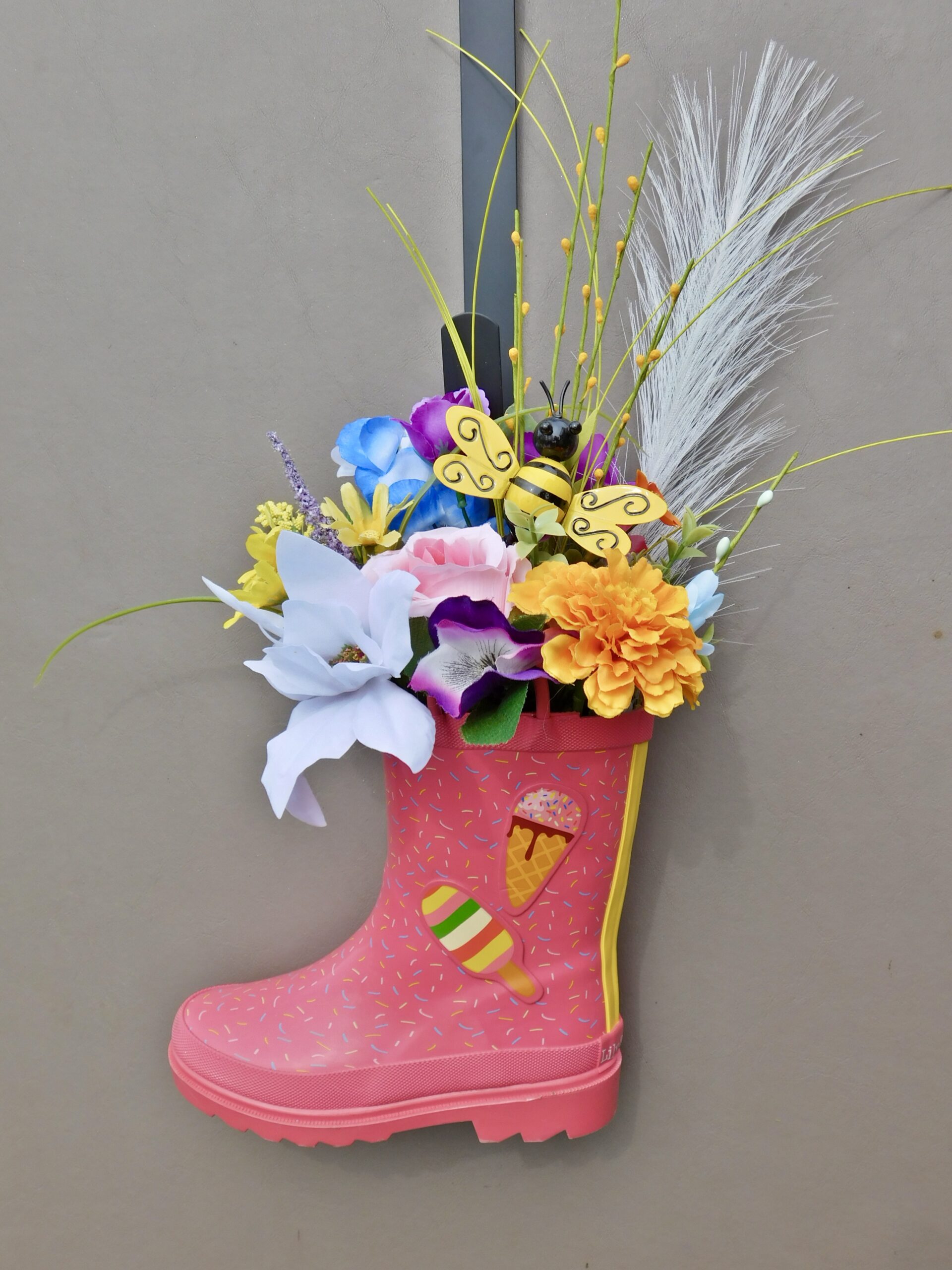 Floral Rainboot Door Décor